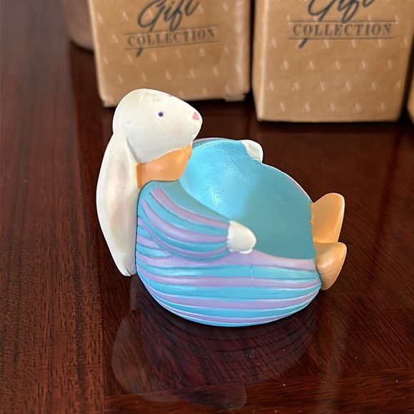 Avon *NIB* *VINTAGE* 3-Piece Eggs-To-You Egg Holders - Picture 3 of 16